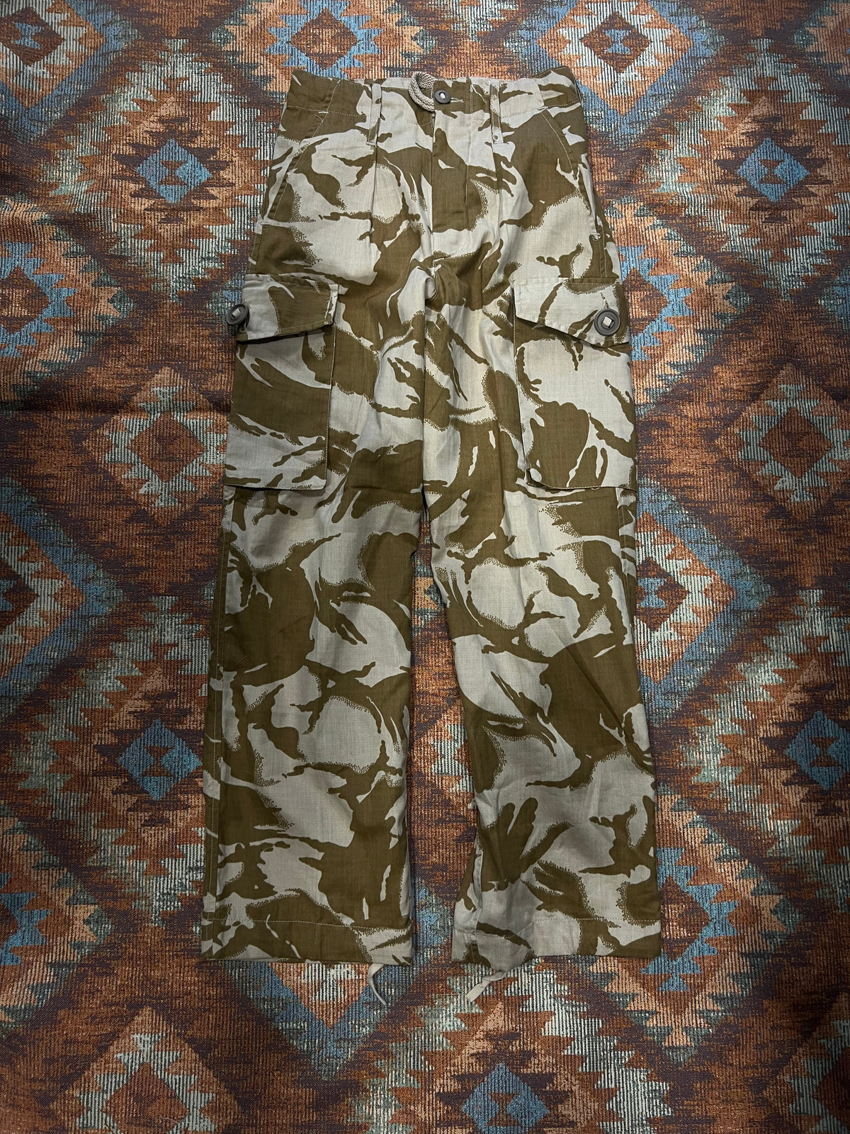Cargo camo tg.38/40 NA22