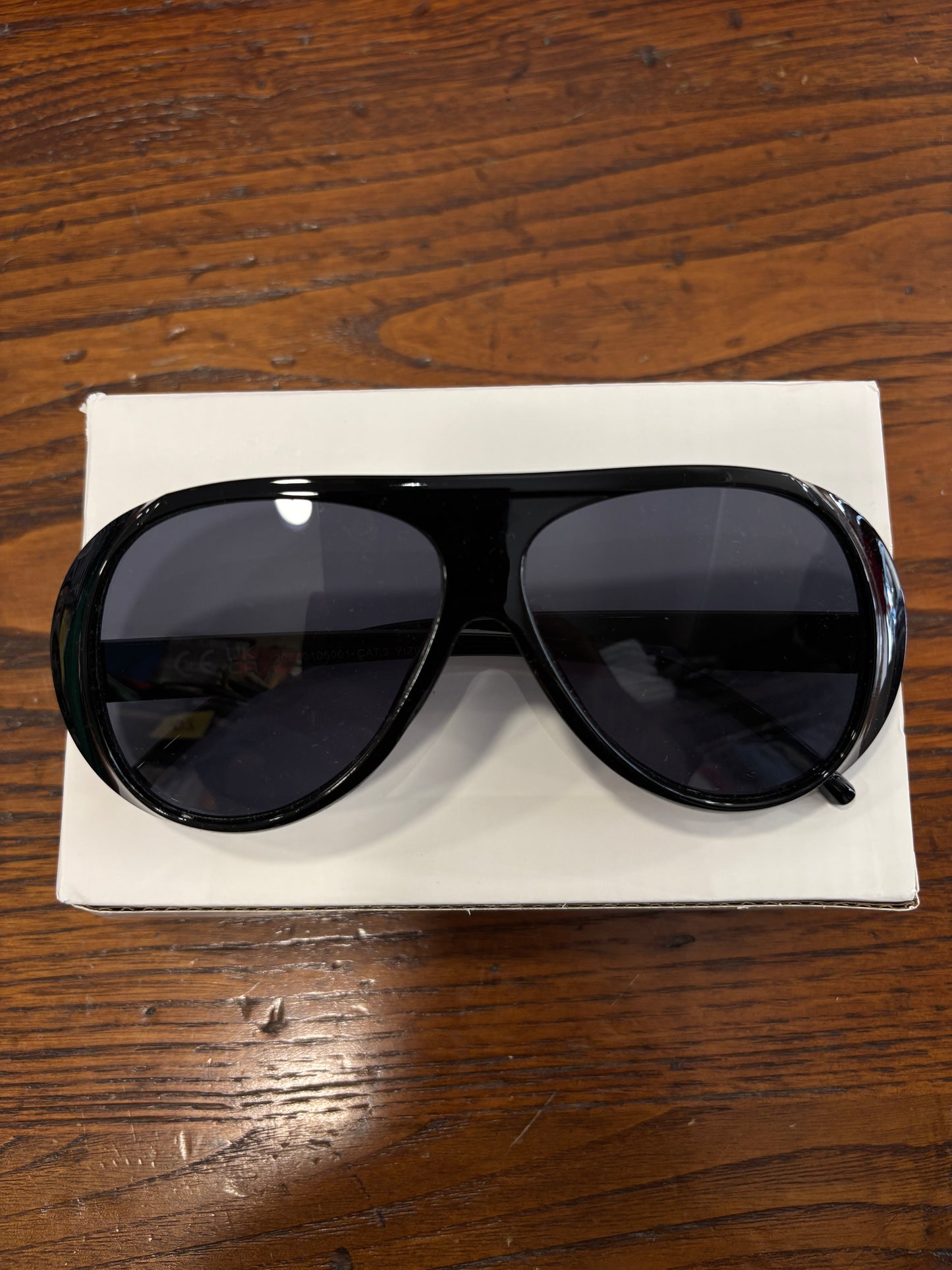 Sunglass