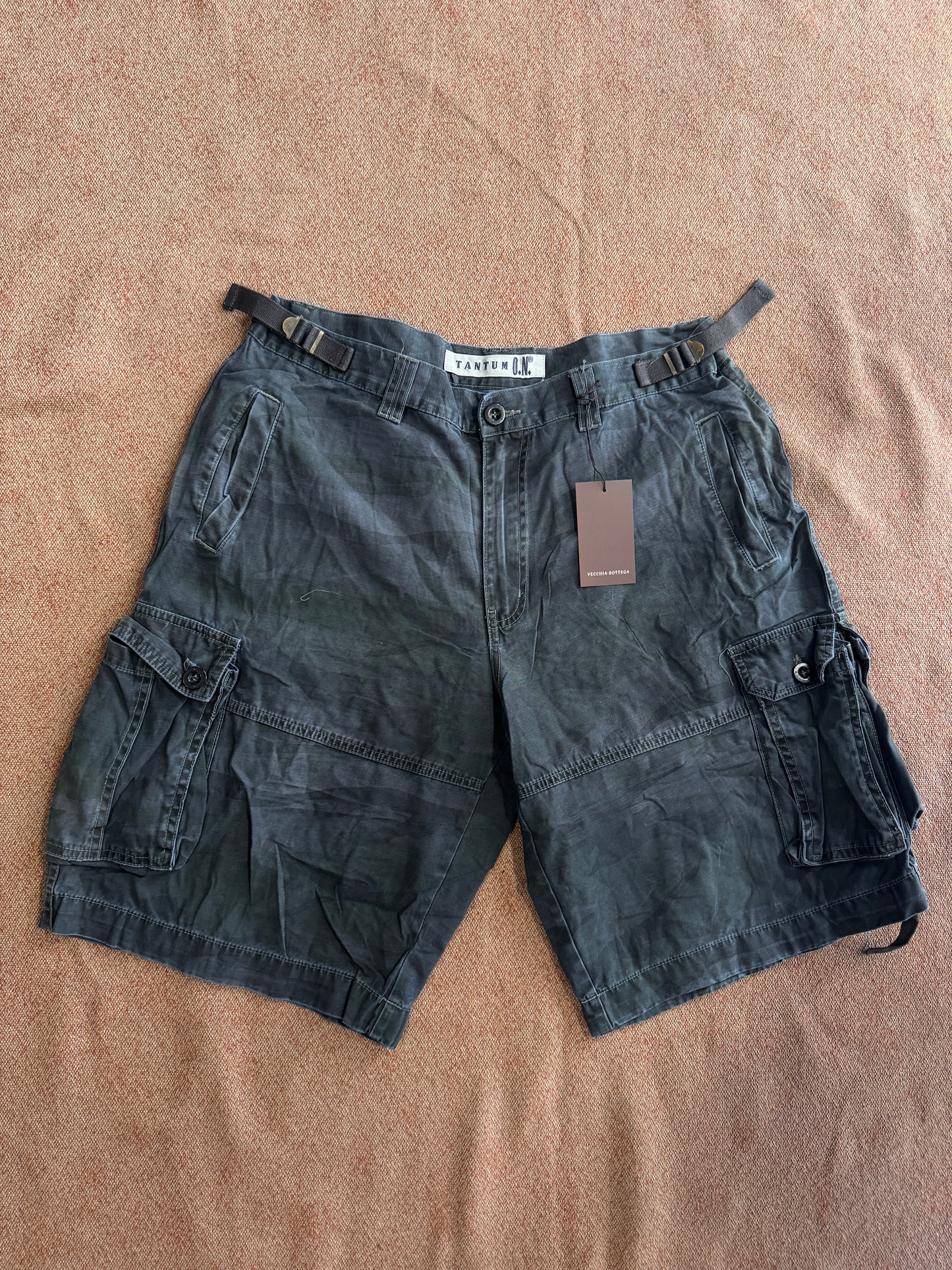 Bermuda camo tg. 46/48 cod168