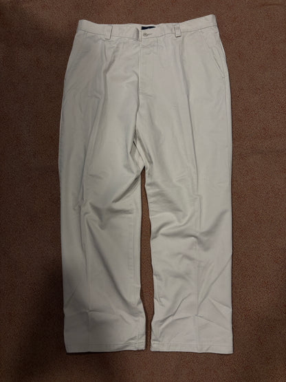Dockers beige