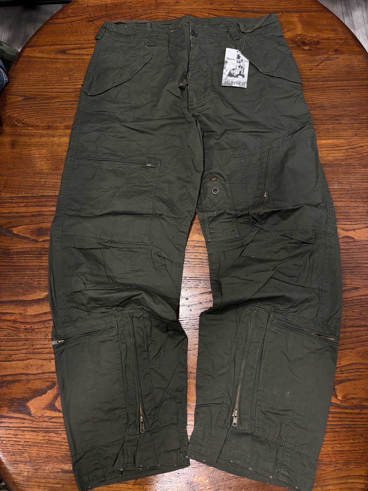 Pantalon militaire à fermeture éclair