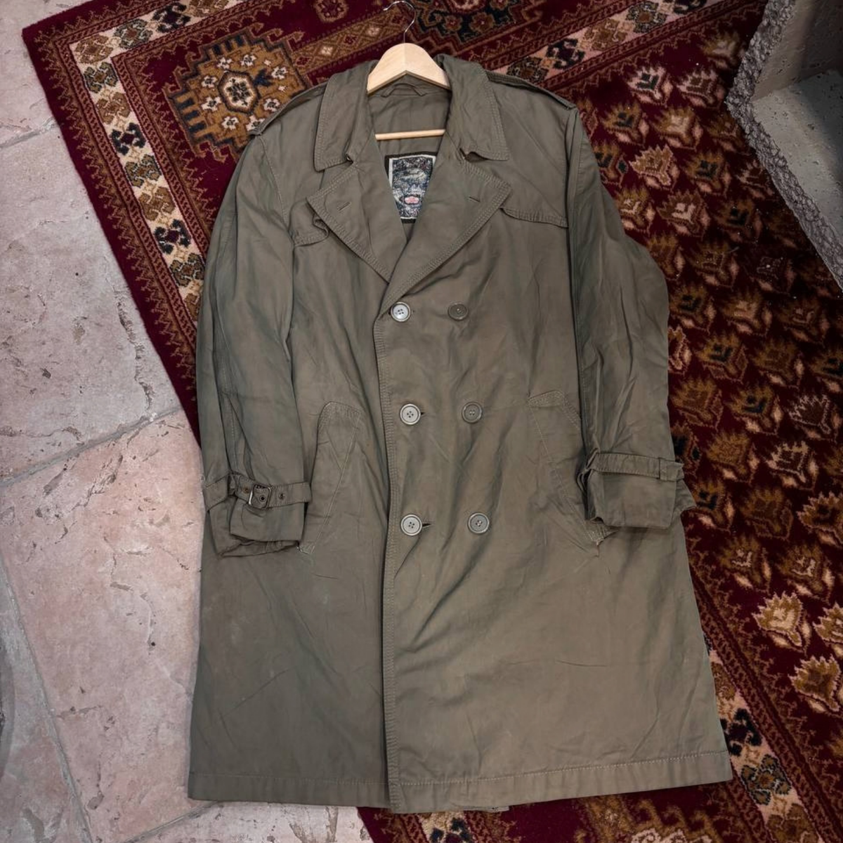 Trench tg. 46/48 cod. AV09