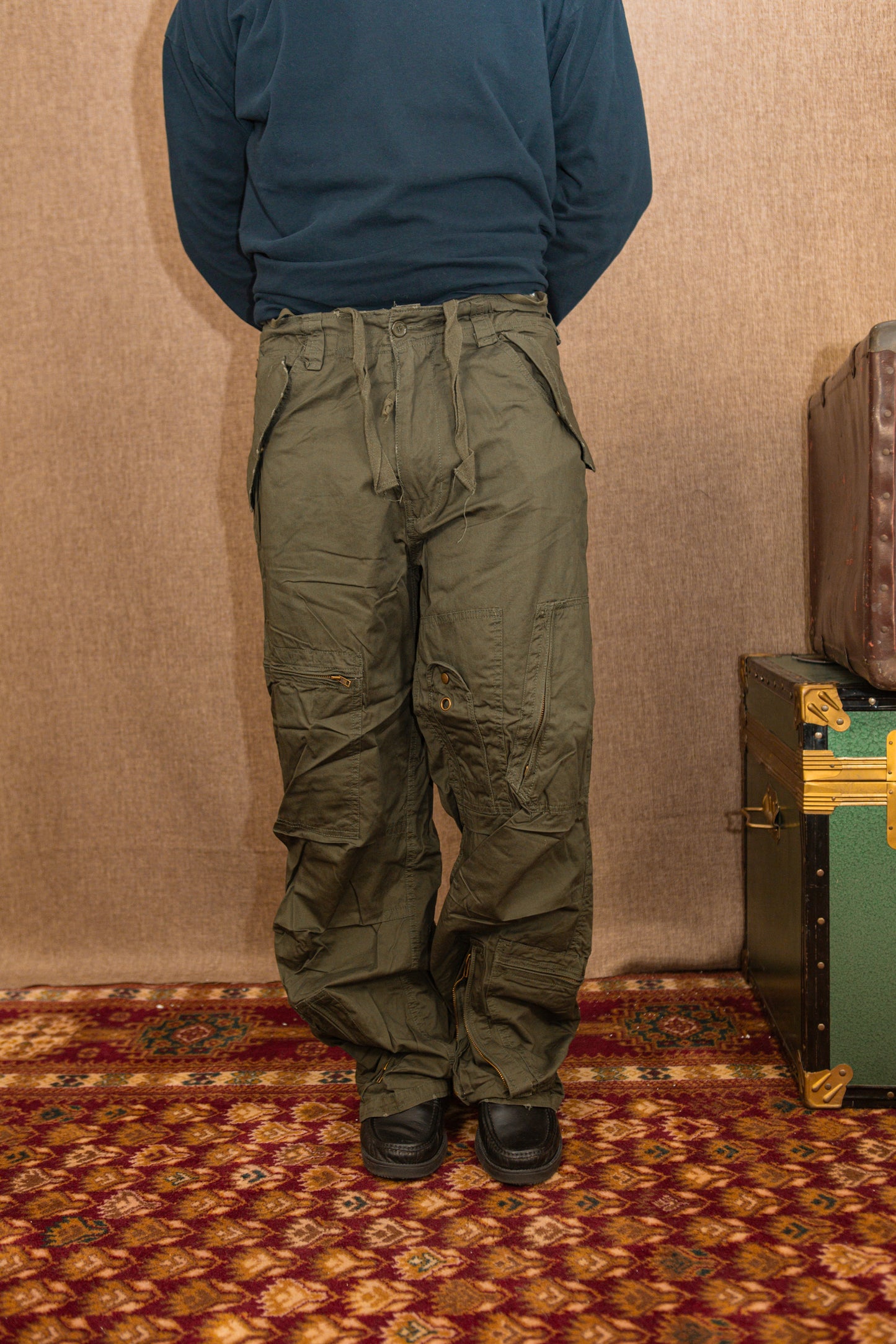 Pantalon militaire à fermeture éclair