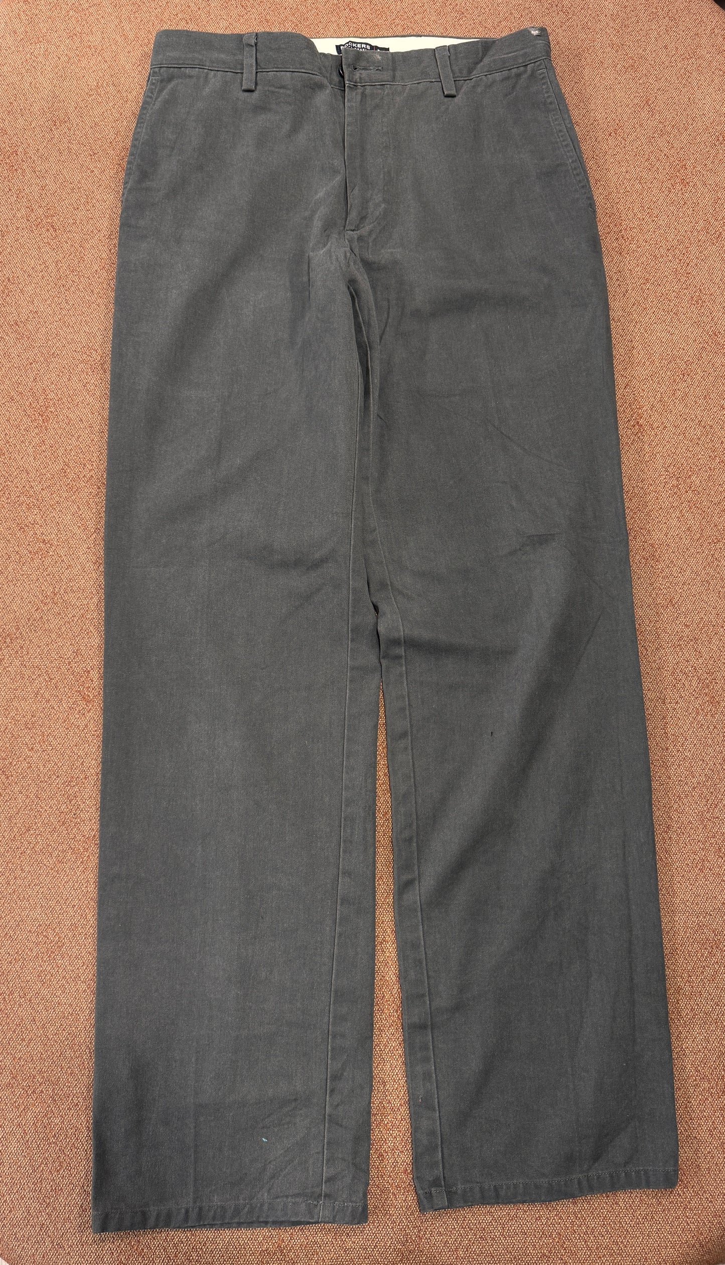 Dockers grey