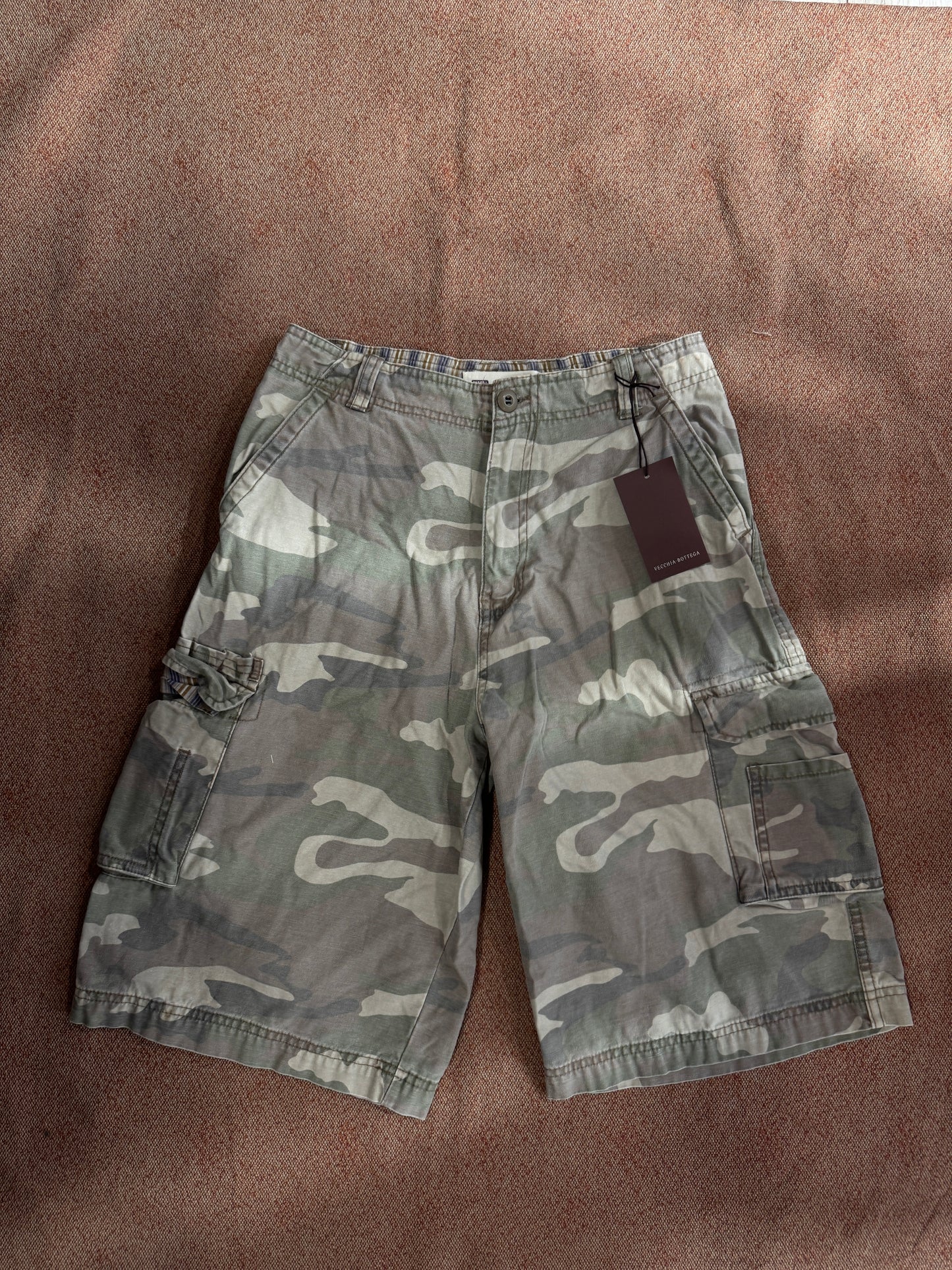 Bermuda camo tg. 42/44 cod123