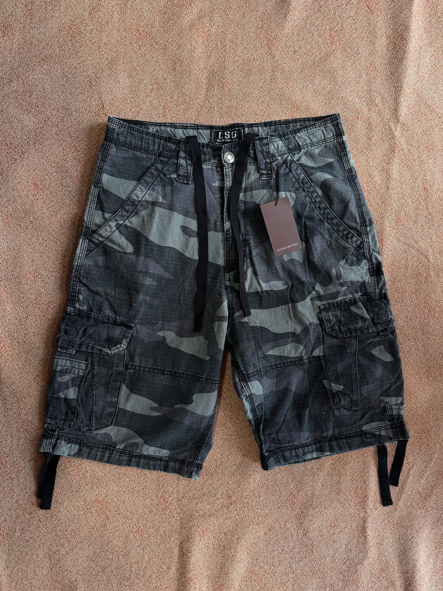 Bermuda camo tg. 44/46 cod132