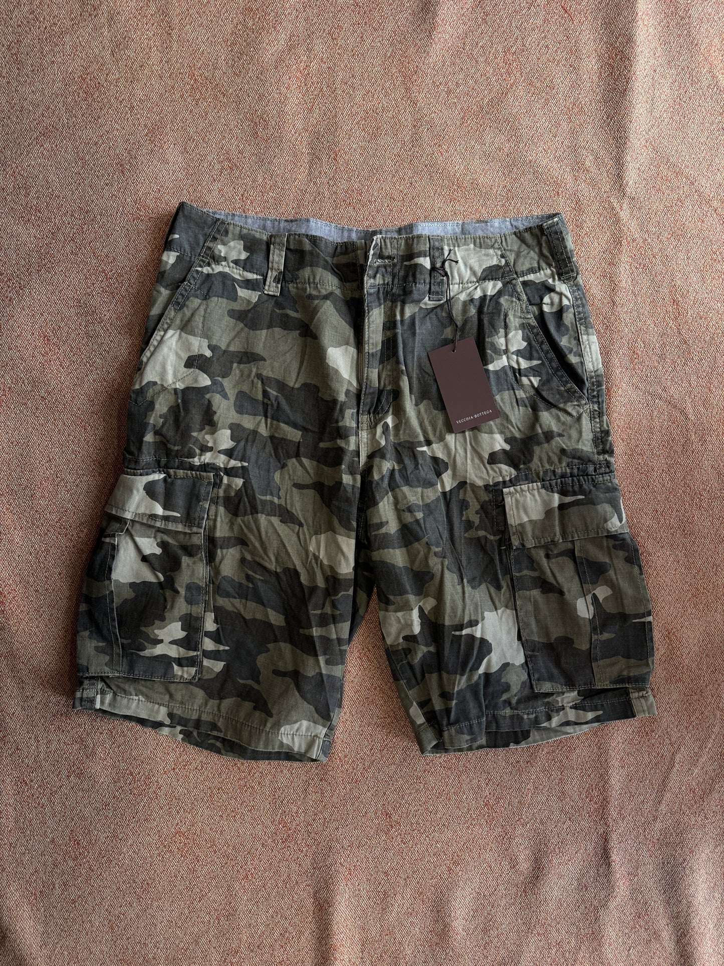 Bermuda camo tg. 48/50 cod137