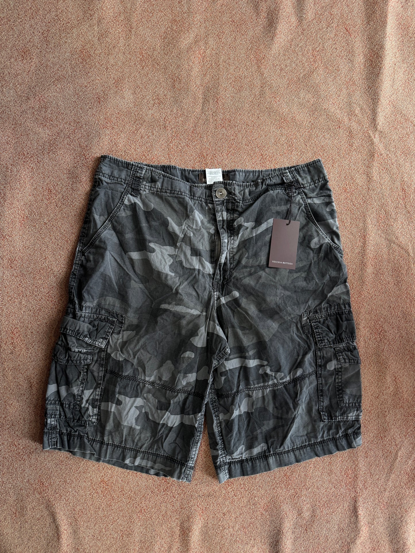 Bermuda camo tg. 48/50 cod141