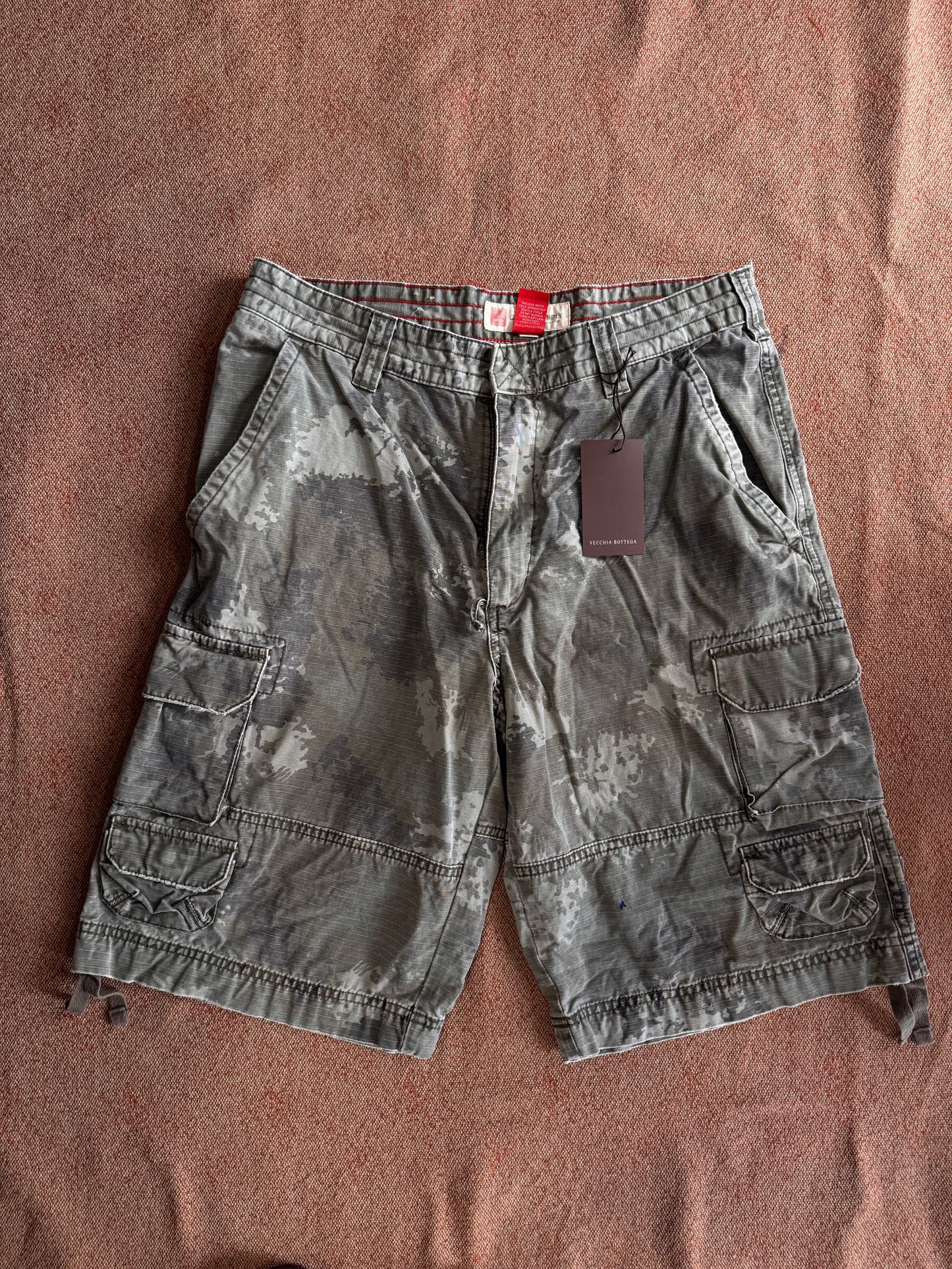 Bermuda camo tg. 46/48 cod144